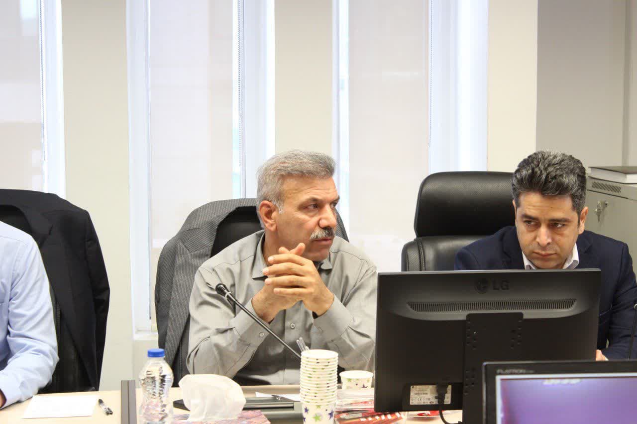 گزارش تصویری جلسه روسای سازمانهای استانها با شورای مرکزی